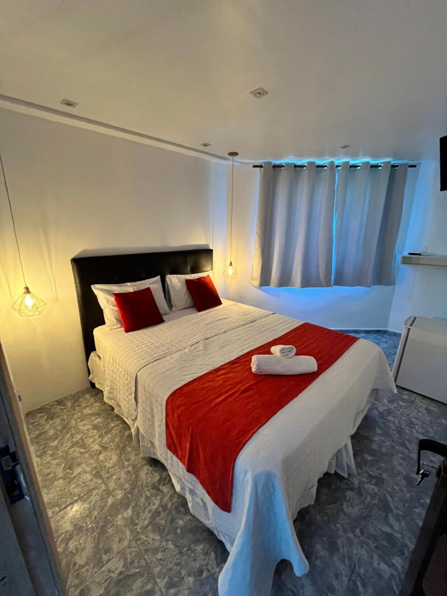 Pousada Elegance Beira Mar Itanhaem Exterior photo